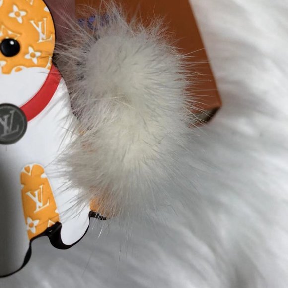 Louis Vuitton key chain - Picture 7 of 9